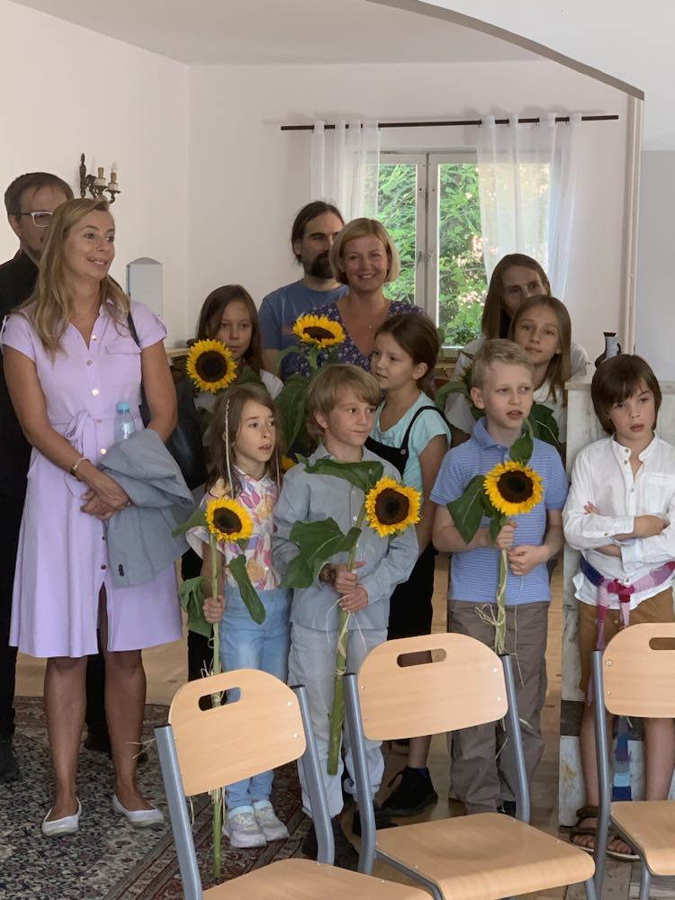 369811042_283324887789479_7785166544717542178_n